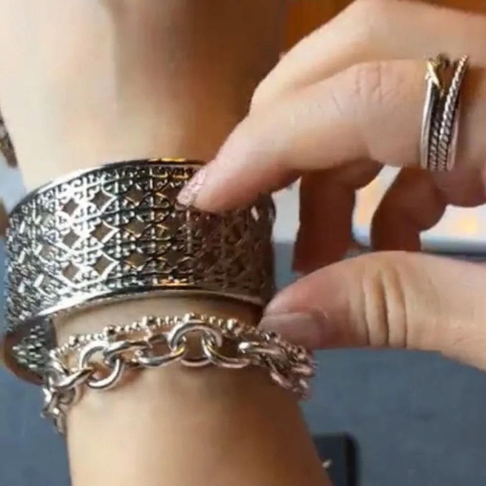 Tory Burch • Miller T Cuff Bangle Silver NWT $198